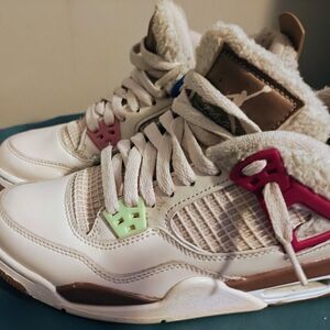 Jordan 4 Where The Wild Things Are Size 6 Youth Women's 7.5